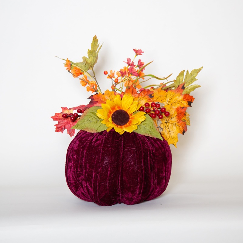 15' Pumpkin with Sunflowers and Pumpkins