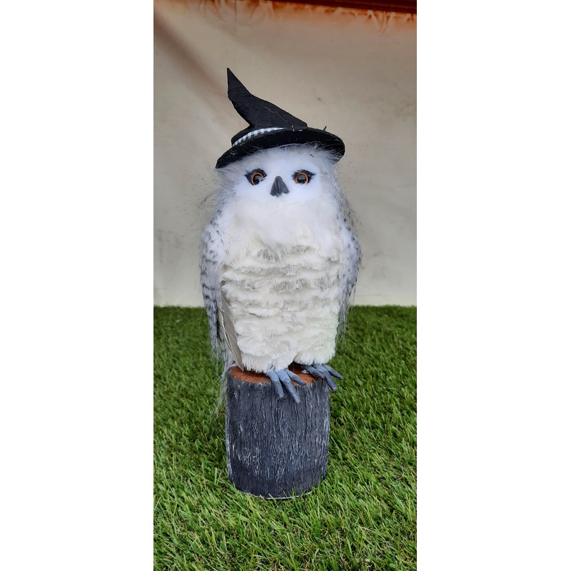 WIZARDING OWL ON STUMP 43CM