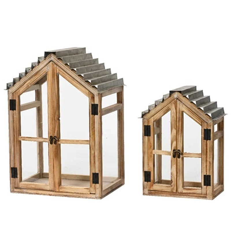 Lantern firwood house white wash with iron crossing two side white washed L.16cm W.24cm H.34cm