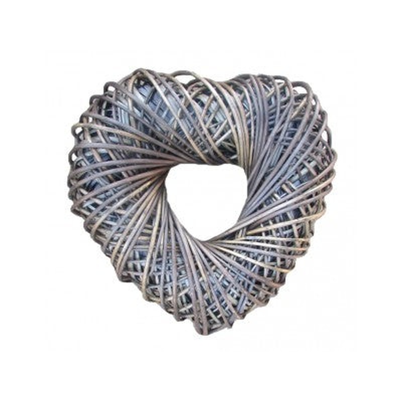 LARGE HEART-SHAPED WREATH