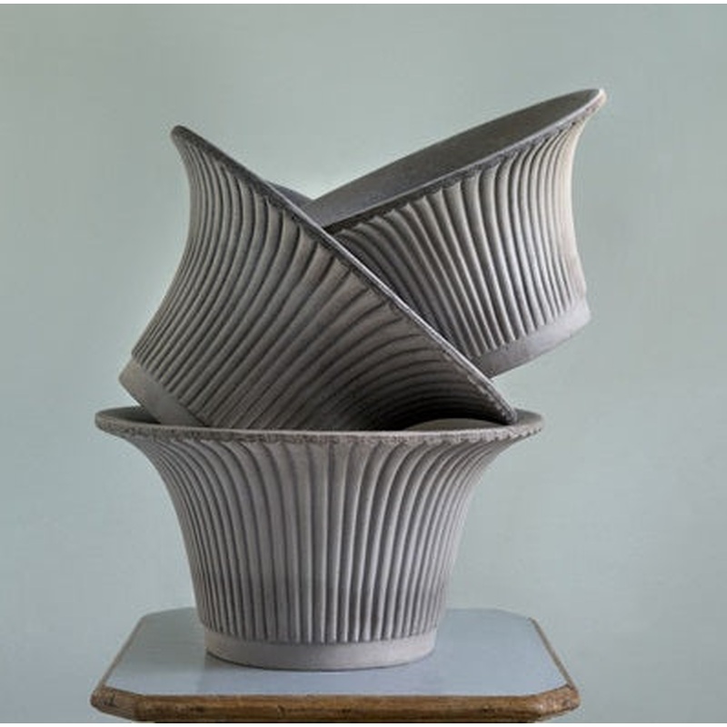 Bergs: Daisy  Grey  30 cm  Pot with saucer