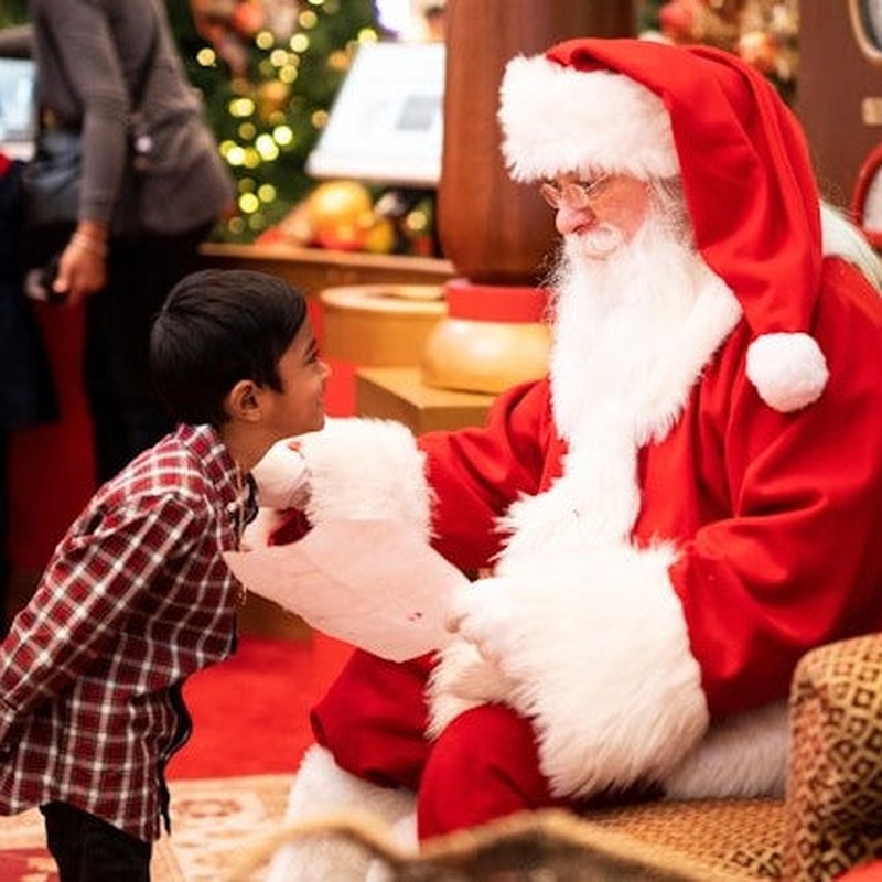 Storytime and Christmas Crafts 7th December 11 am