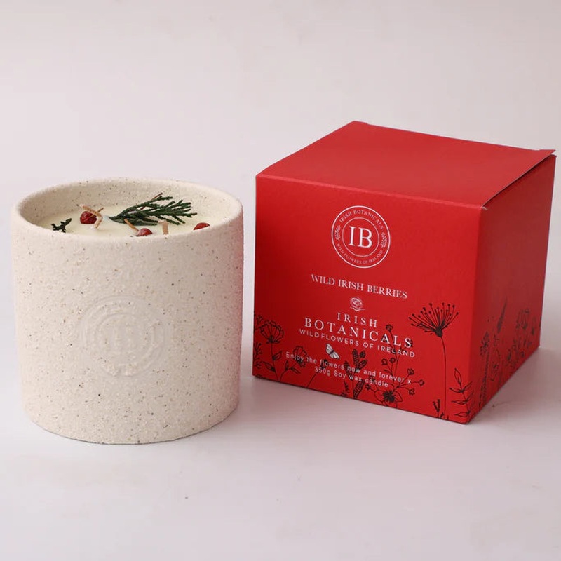 WILD IRISH BERRY CERAMIC CANDLE