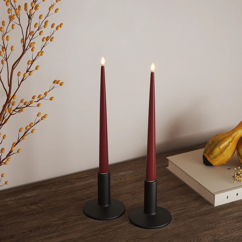 Bordeaux (Red) LED Shiny Dinner Candle. 2 stk (28 cm)