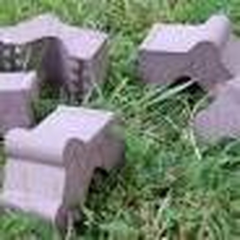 Basalt Potfeet Set of Three  L7.1cm