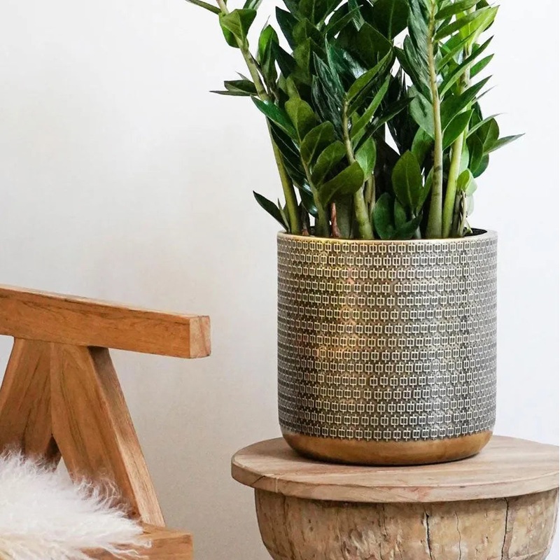 Solis Embossed Planter Gold 25cm Height 25cm Dia