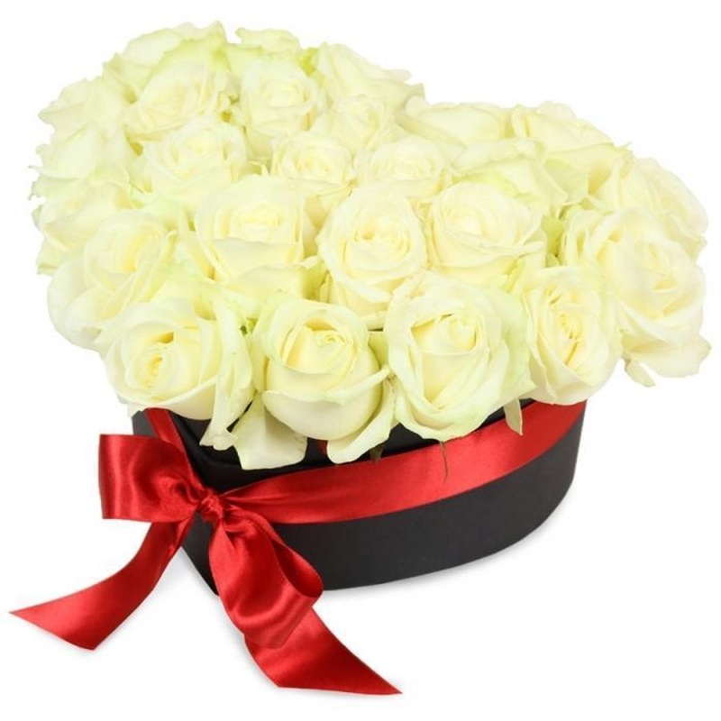 Avalanche White Roses in a Box