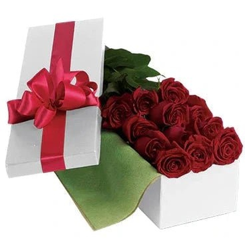 Dozen Red Roses Luxury Box