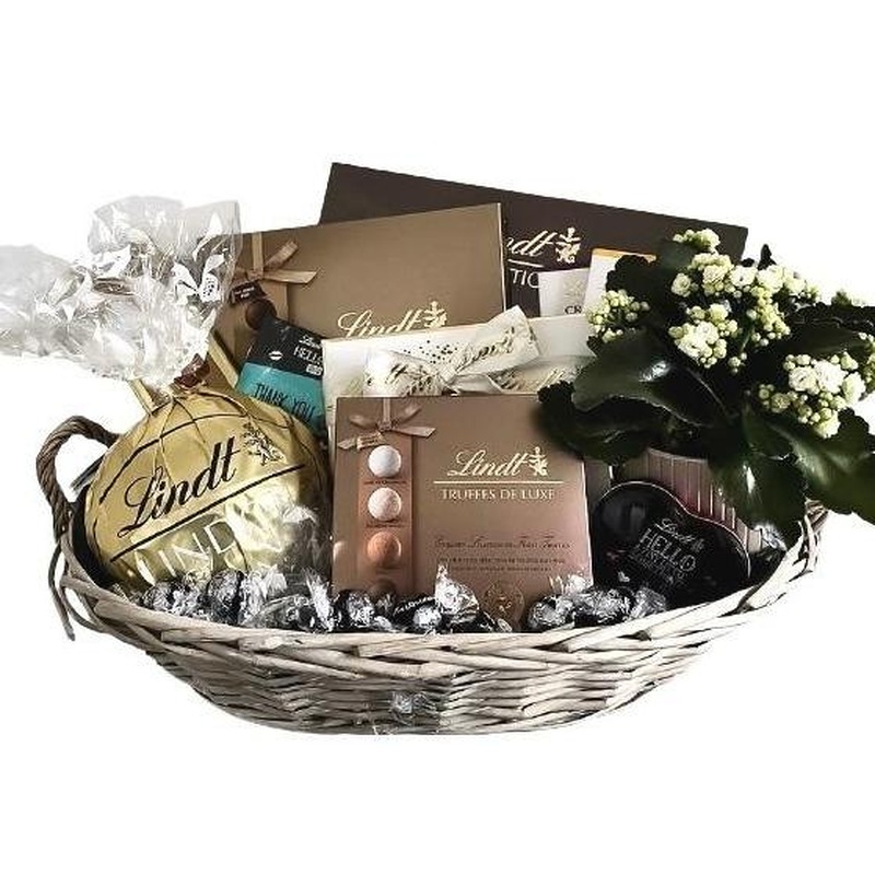 Luxury Lindt Chocolate Hamper