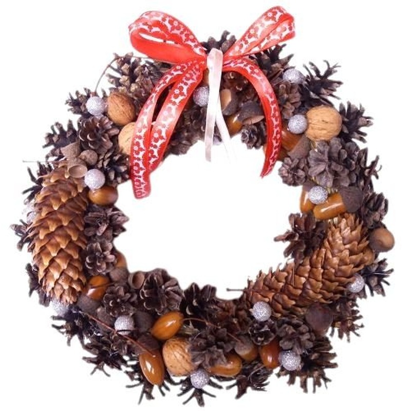 Christmas Cones Wreath