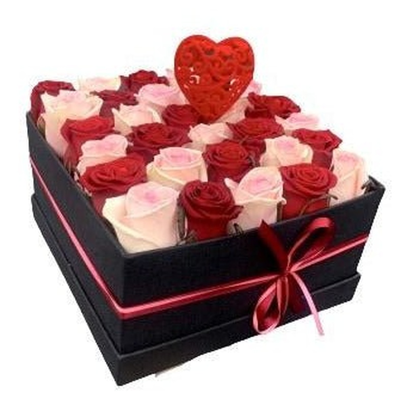 Red and Pink Roses Box