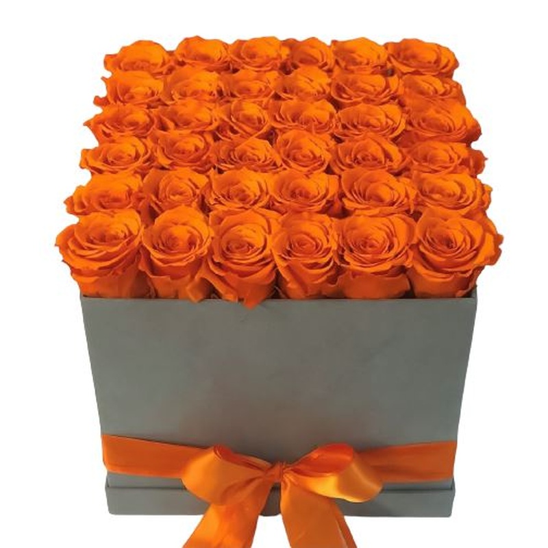 Infinity Roses Square Box -  Rose Head  5cm