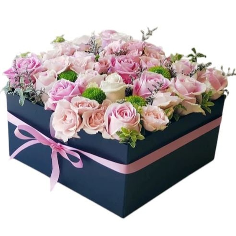 Pastel Pink Spray Roses Box